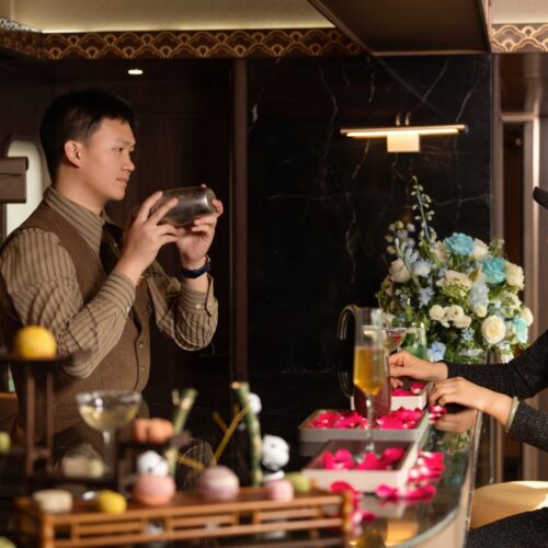 31 · 10 Days Chengdu Hao Panda Train (Yinbing – Starting point of Yantze) / 10天成都号熊猫专列（宜宾 – 长江源头）