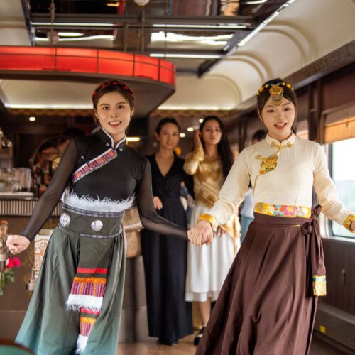 36 · 10 Days Chengdu Hao Panda Train (Yinbing – Starting point of Yantze) / 10天成都号熊猫专列（宜宾 – 长江源头）
