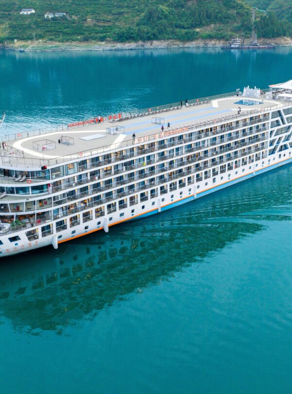 default · 10 Days Yangtze · Vista Aurora Cruise (Maple Exclusive)/ 10天长江行 · 极光号（红叶限定）