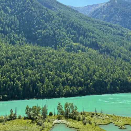 卧龙湾 · 16 Days Northern Xinjiang · Natural Scenery Journey / 16天 北疆 · 自然风光之旅