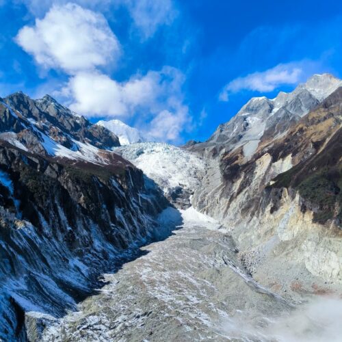 海螺沟冰川核心区域 · 10 Days Chengdu · Wawushan · Kangding · Balang Sumdo · Niubeishan winter scenery tour/ 10天成都·瓦屋山·康定·八郎生都·牛背山雪景之旅