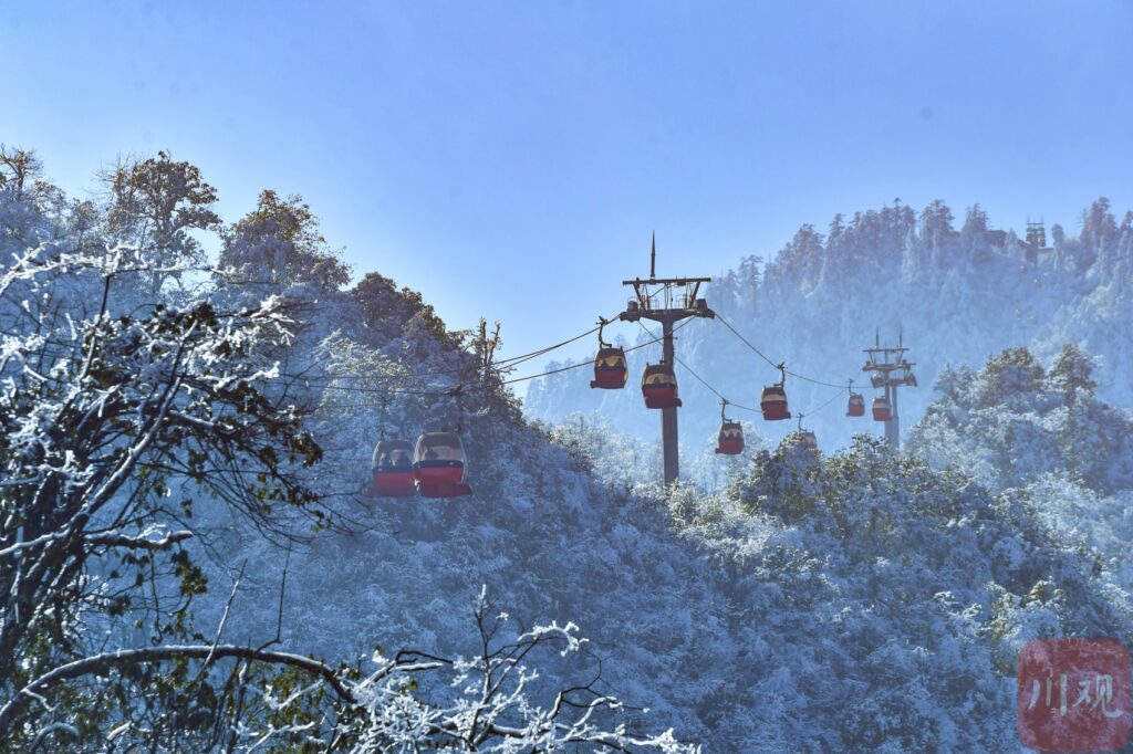 瓦屋山景区 · 10 Days Chengdu · Wawushan · Kangding · Balang Sumdo · Niubeishan winter scenery tour/ 10天成都·瓦屋山·康定·八郎生都·牛背山雪景之旅