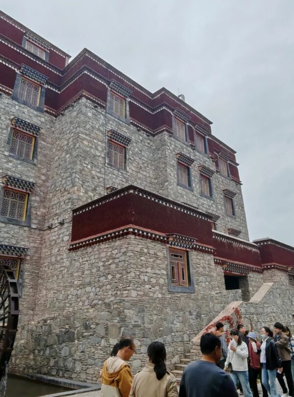 青海河湟民俗村3 · 12 Days Qinghai In-Depth Tour / 12天 大美青海 · 深度之旅