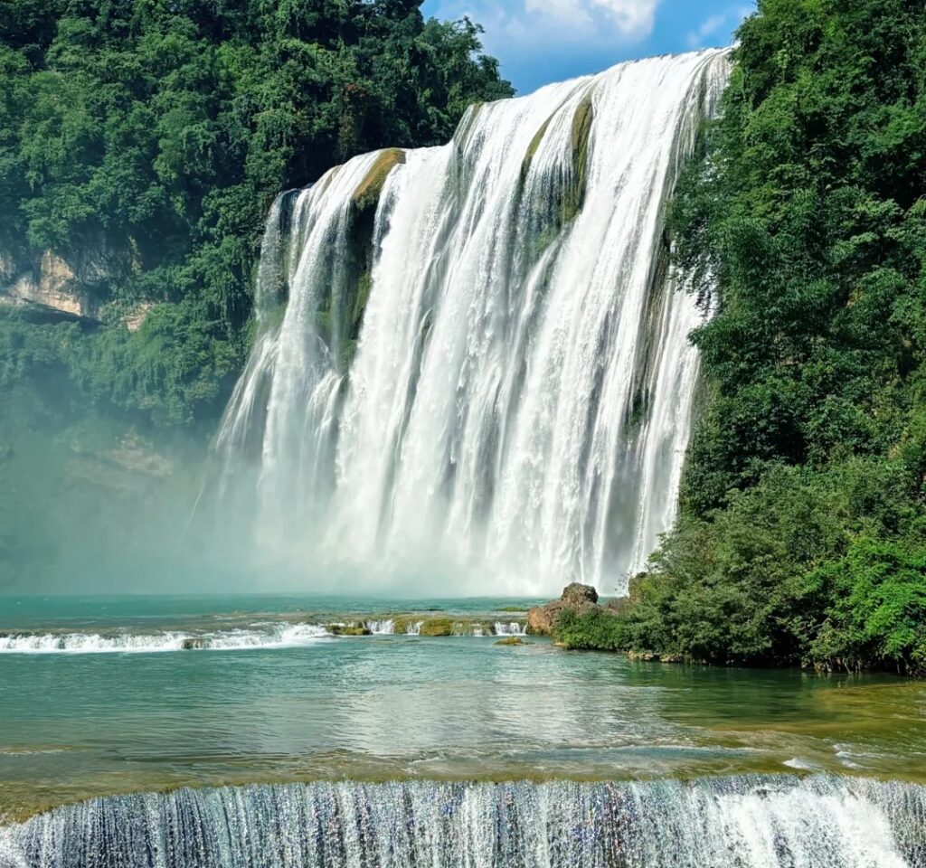 Huangguoshu Waterfall 黄果树大瀑布 · China Express Travel Guizhou tour