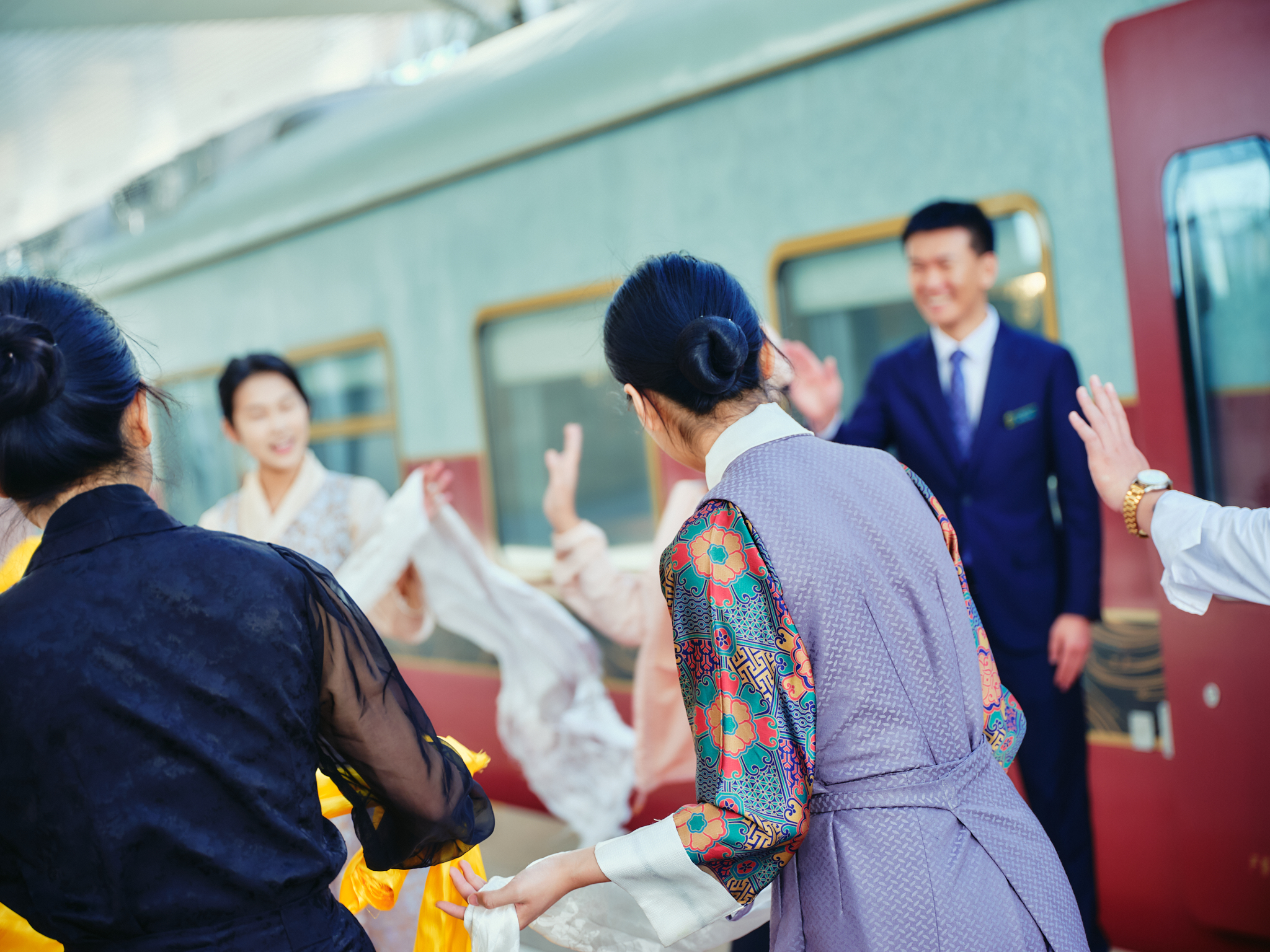 Onboard activities · 车上活动