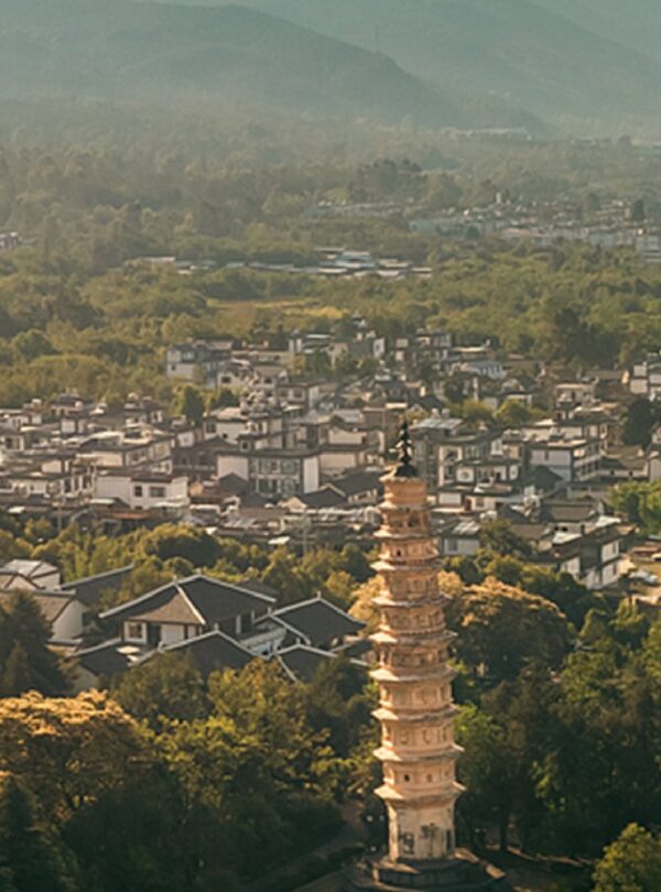 The Three Pagodas of Chongsheng Temple above the old town of Dali, Yunnan