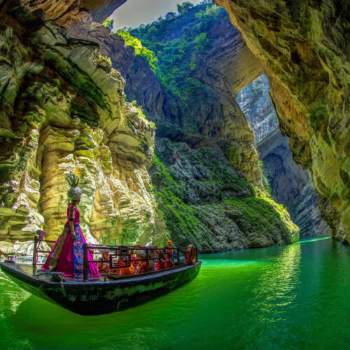 Puhua Underground River 蒲花暗河 · China Express Travel Enshi tour