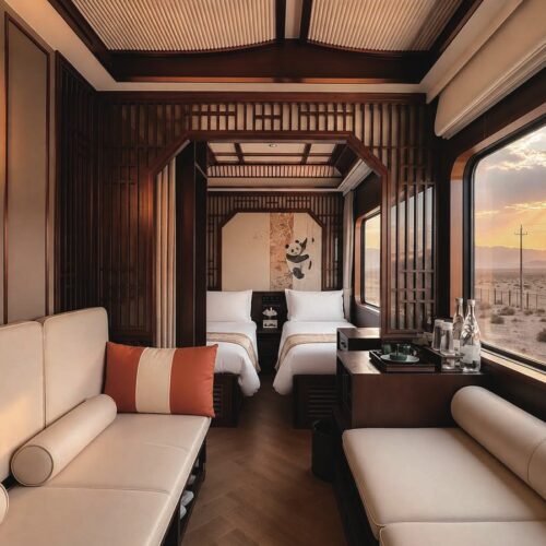 Jinta suite twin cabin 锦榻双床套房 · China Express Travel Tianfu Express