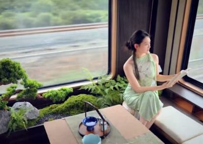Tea by the cabin window 临窗叙茶 · China Express Travel Tianfu Express
