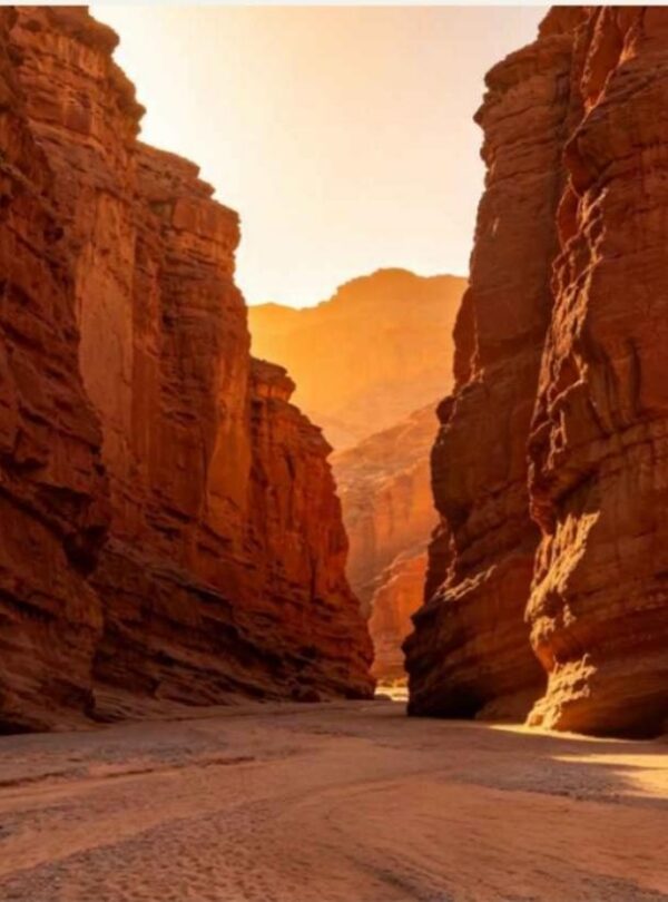 Kiziliya Grand Canyon Kuqa 克孜利亚大峡谷 · China Express Travel